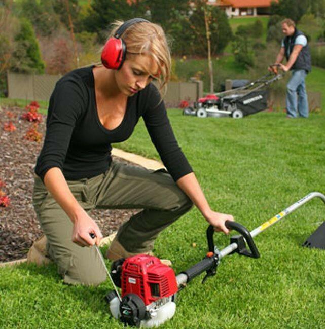 Honda UMS 425 Débroussailleuse Thermique