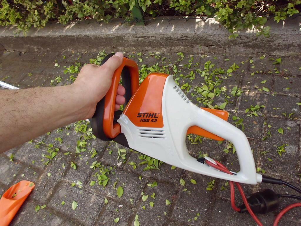 STIHL HSE 42 Taille-haies électrique - 45 cm