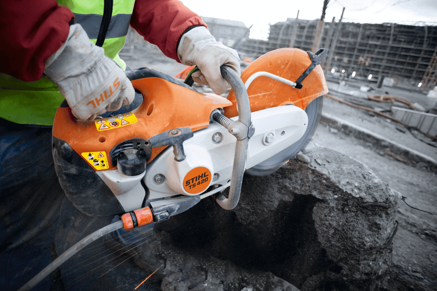 STIHL TS 420 Découpeuse thermique
