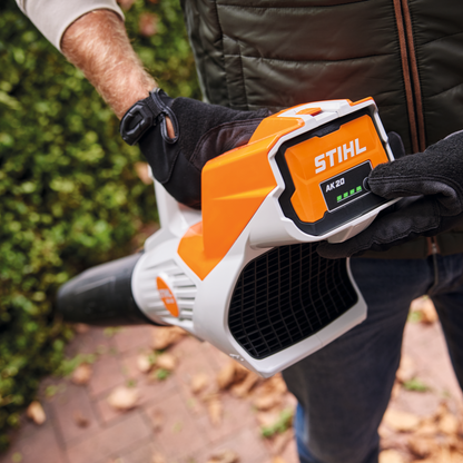 STIHL BGA 50 Souffleur à batterie – Batterie & chargeur inclus
