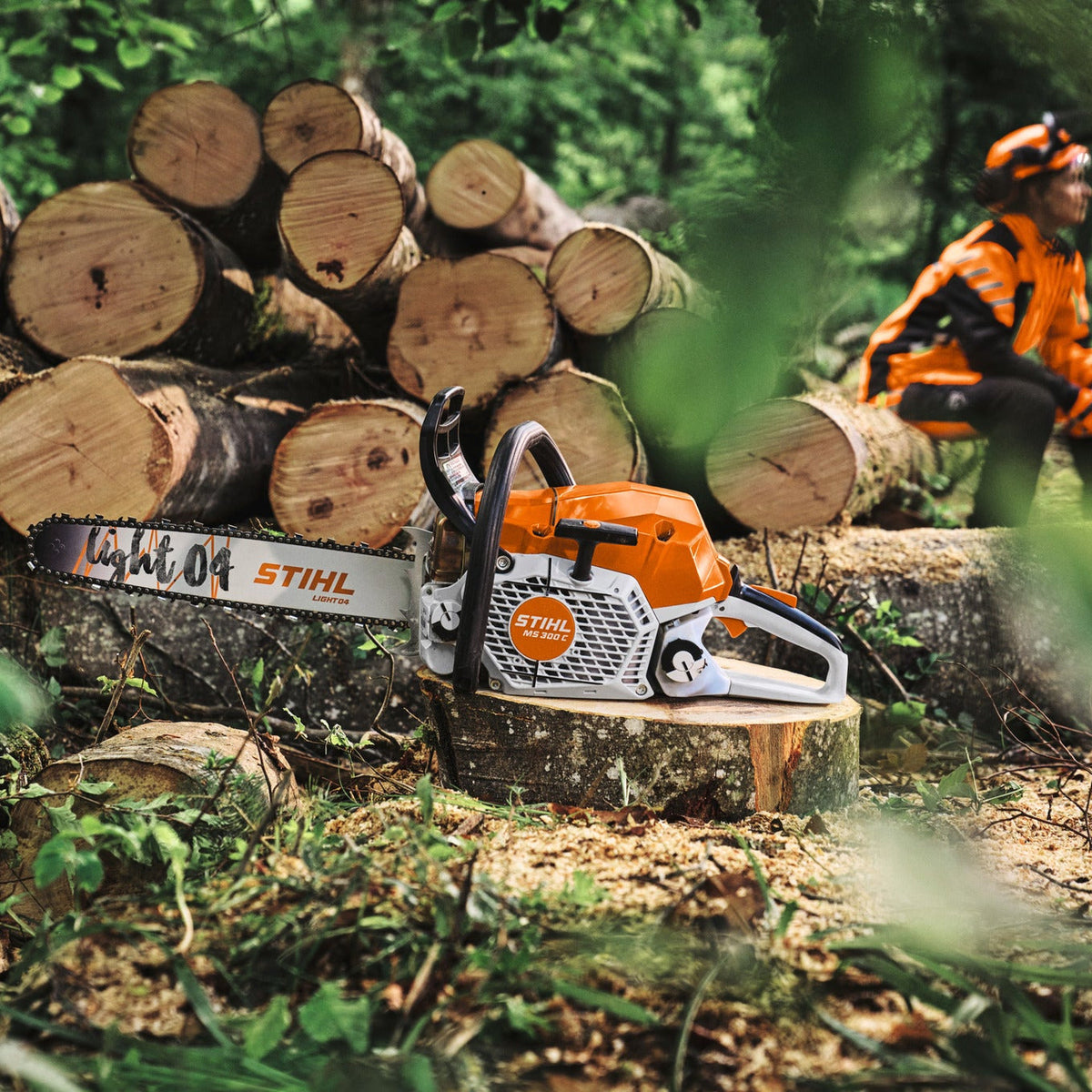STIHL MS 300 C-M RS Pro Tronçonneuse thermique - 40 cm