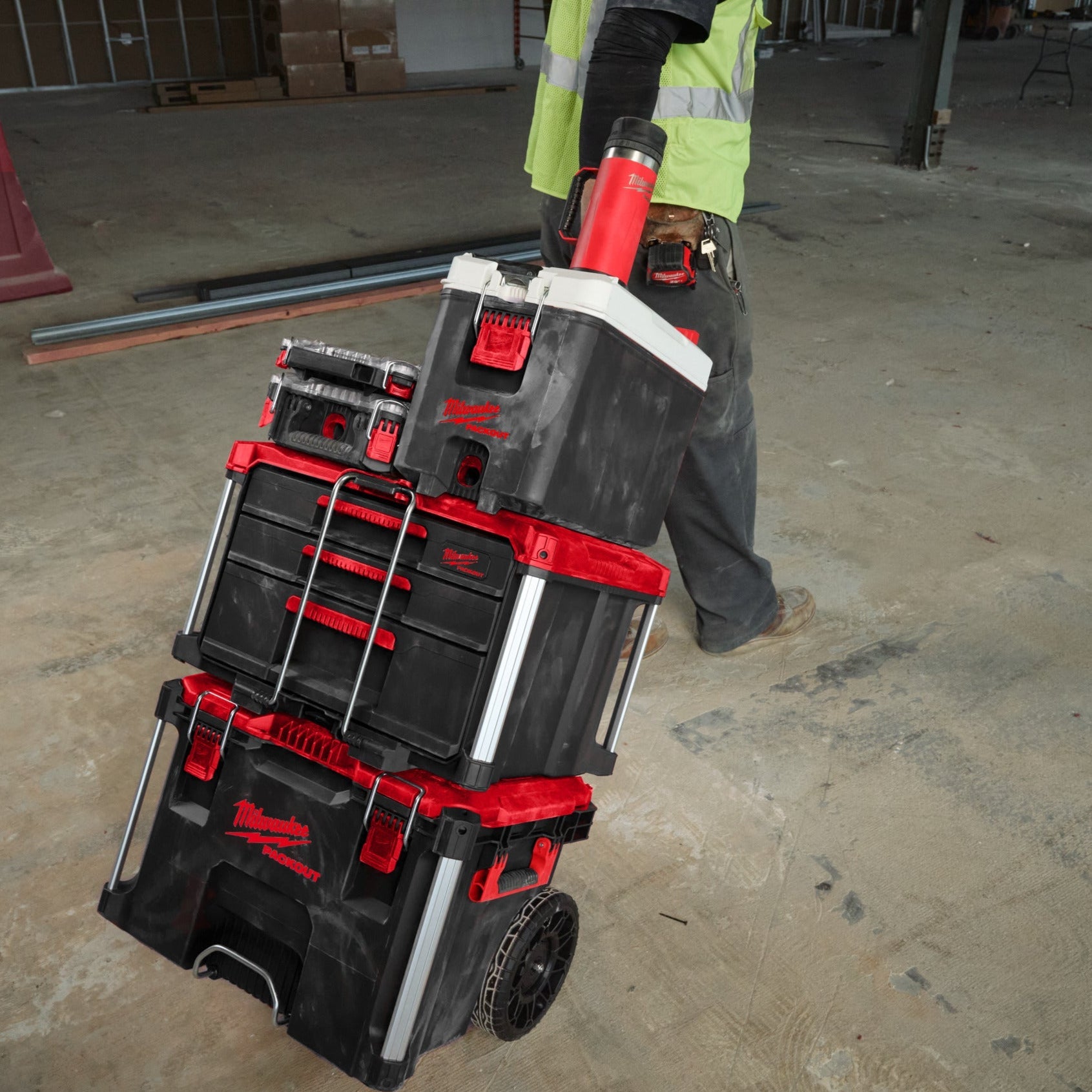 Milwaukee PACKOUT mug avec couvercle à bec 532 ml Rouge