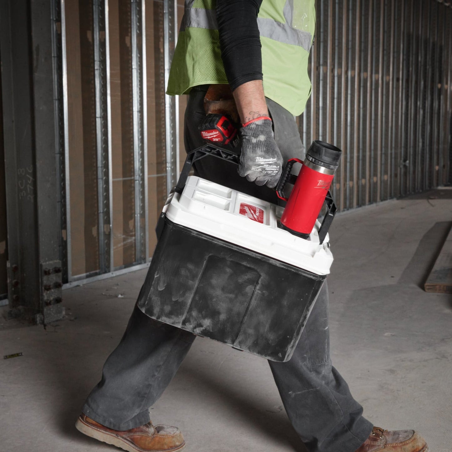 Milwaukee PACKOUT mug avec couvercle à bec 532 ml Rouge