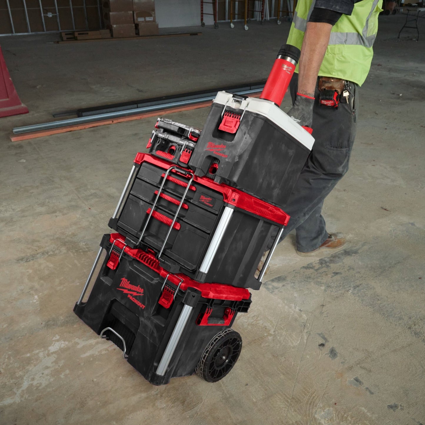 Milwaukee PACKOUT bouteille 532 ml avec bouchon à bec rouge