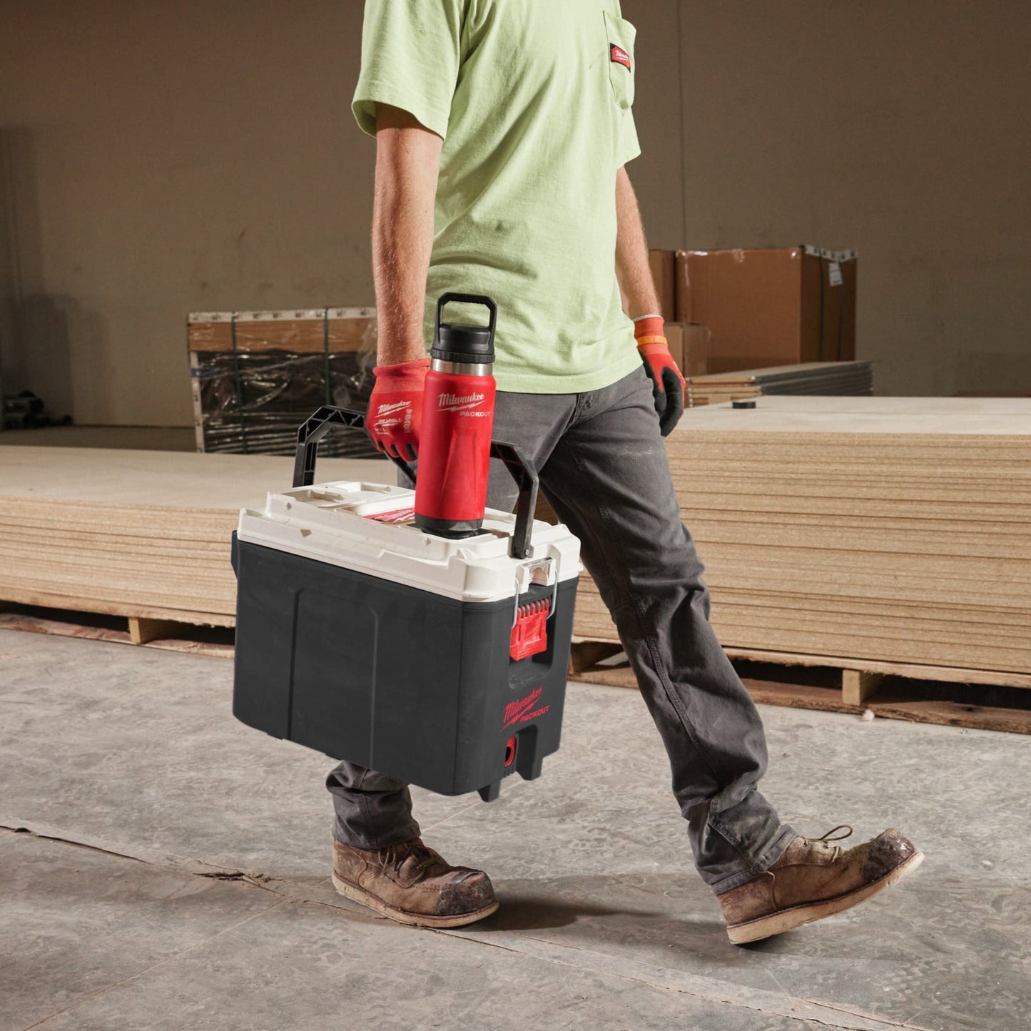 Milwaukee PACKOUT Bouteille 532 ml avec Bouchon - Rouge