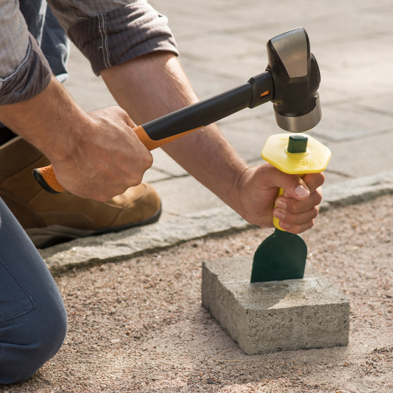 Fiskars IsoCore Massette M - 1630 g