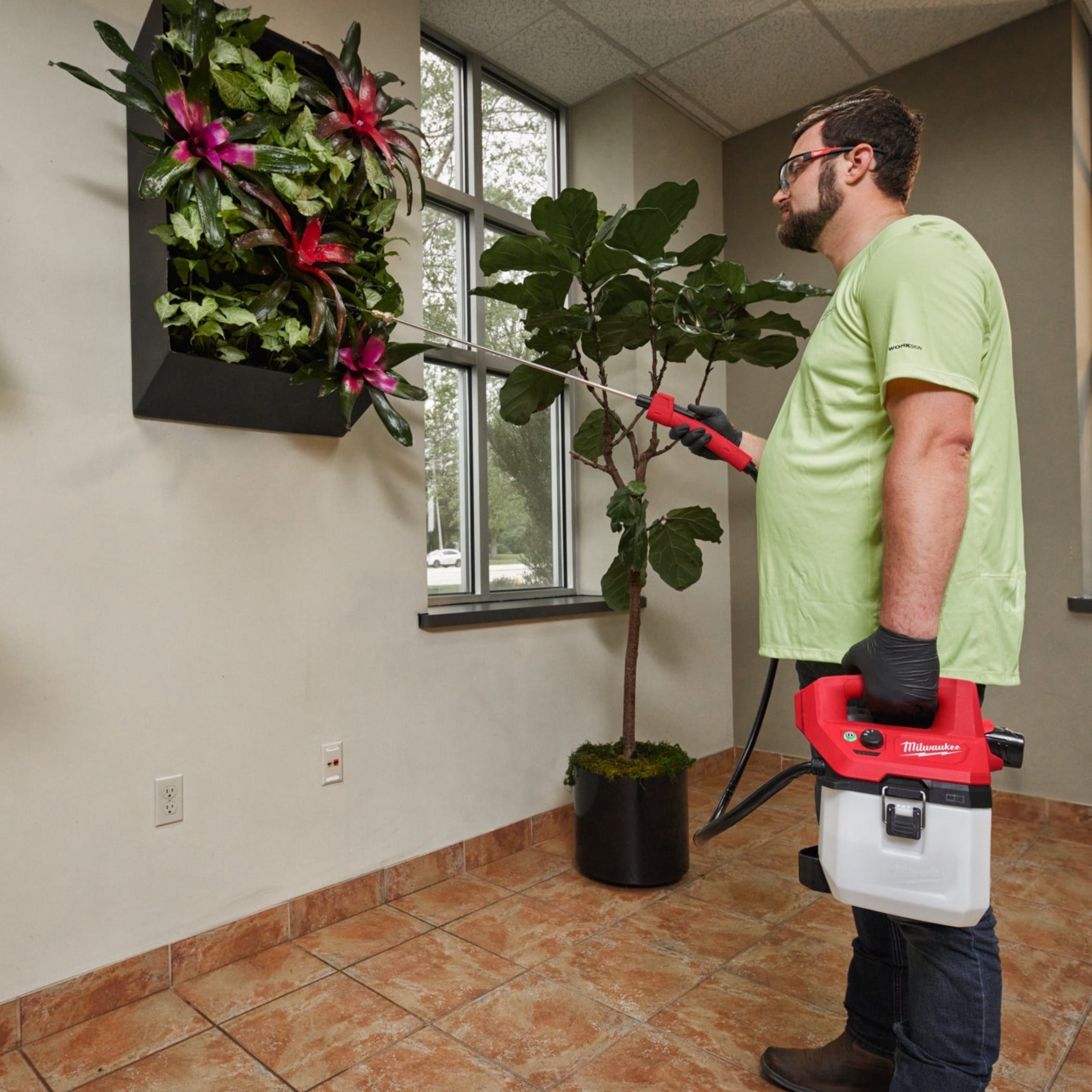 Milwaukee BHCS3L-0 M12 pulvérisateur chimique portable 3,7 L