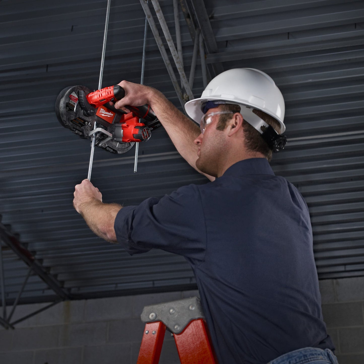 Milwaukee M12 BS-0 Scie à ruban sub-compacte sans fil