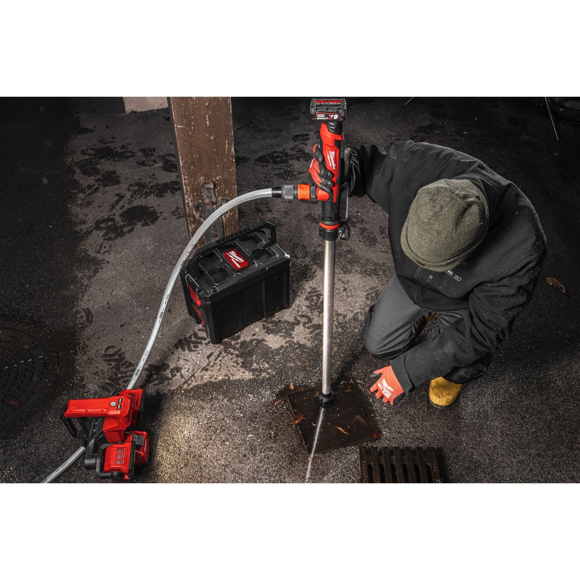 Milwaukee M12™ HYDROPASS™ Pompe de transfert à batterie - avec batterie et chargeur