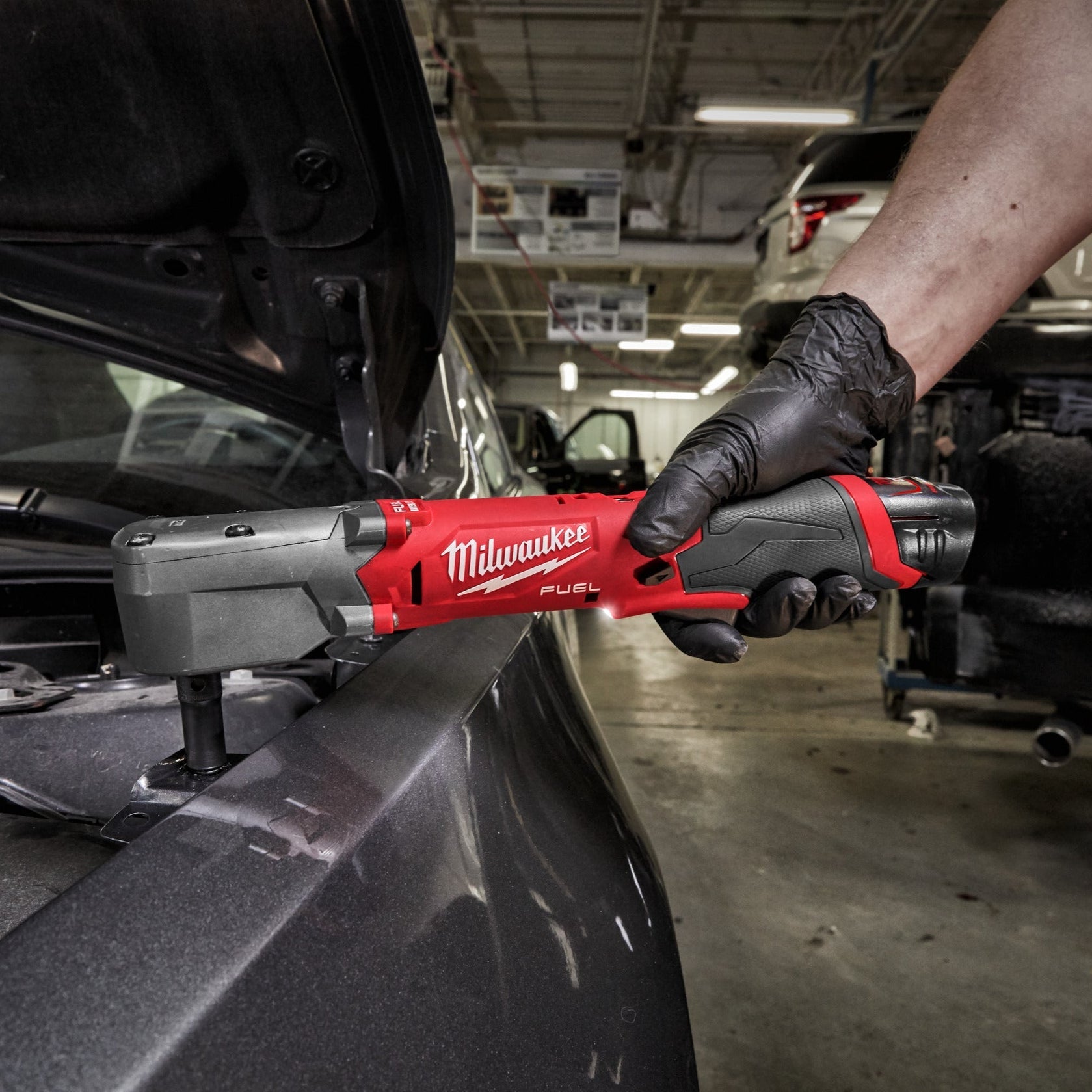 Milwaukee FRAIWF38-0 M12 FUEL 3/8″ Clé à chocs coudée sans fil - Machine nue