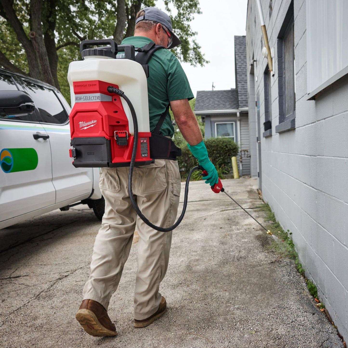 Milwaukee M18 SWITCH TANK Gen2 pulvérisateur dorsal de base 15 litres