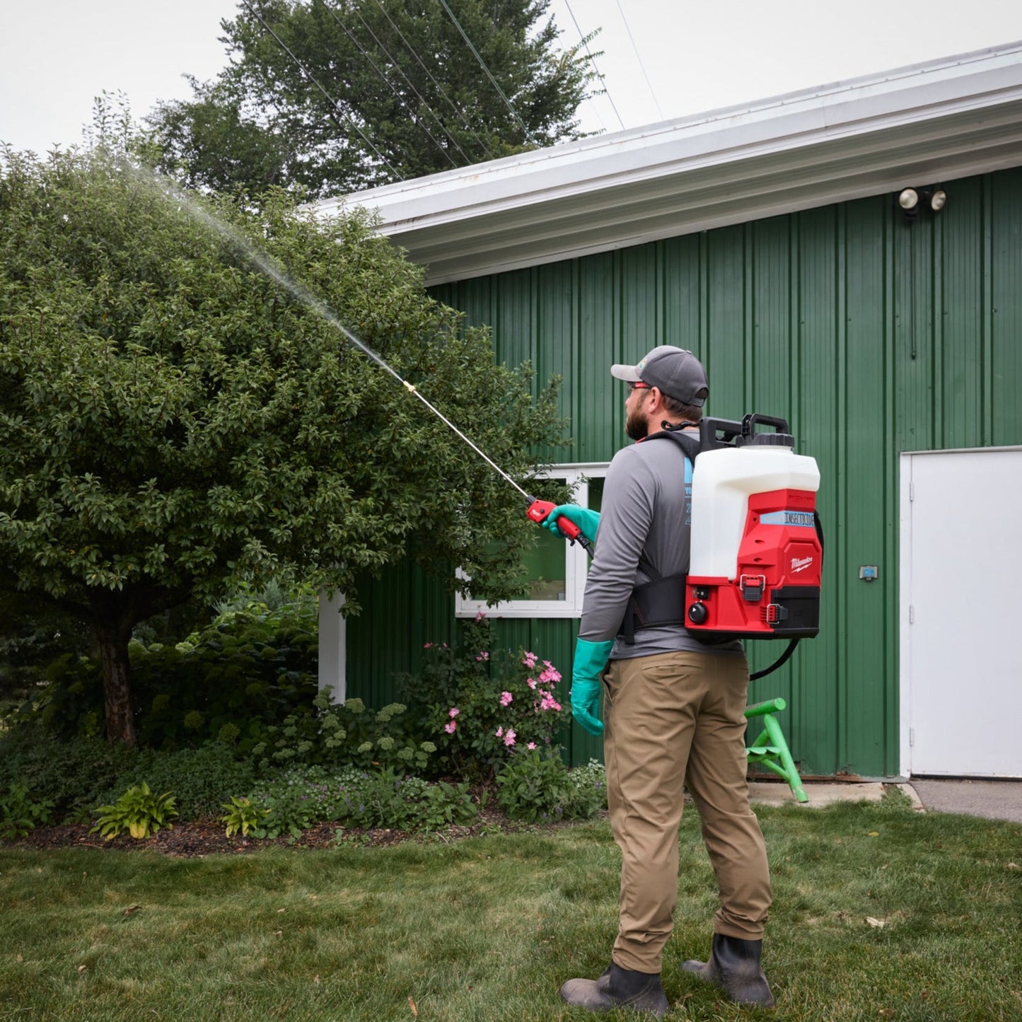 Milwaukee M18 SWITCH TANK Gen2 pulvérisateur dorsal de base 15 litres