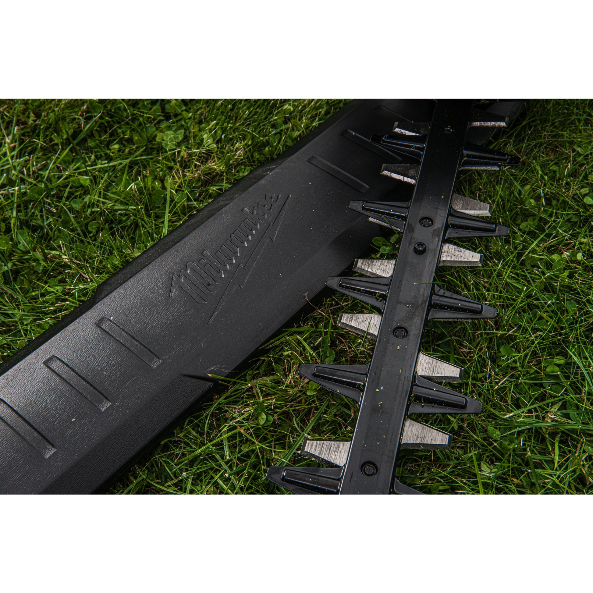 Milwaukee M18 FHET60G2-0 Taille-haies sans fil - Outil nu - 60 cm