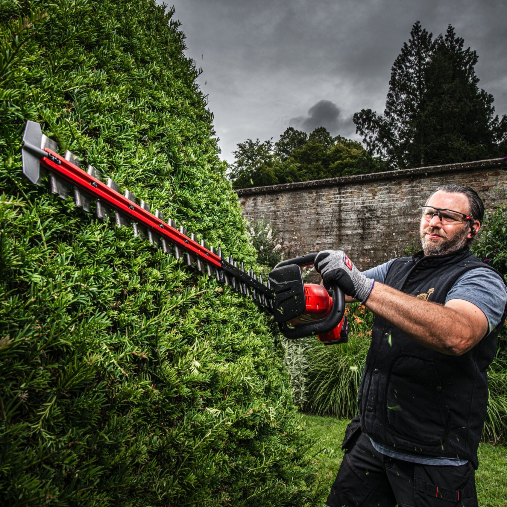 Milwaukee FHET75G2-0 M18 FUEL Taille-haies sur batterie - Outil seul - 75 cm