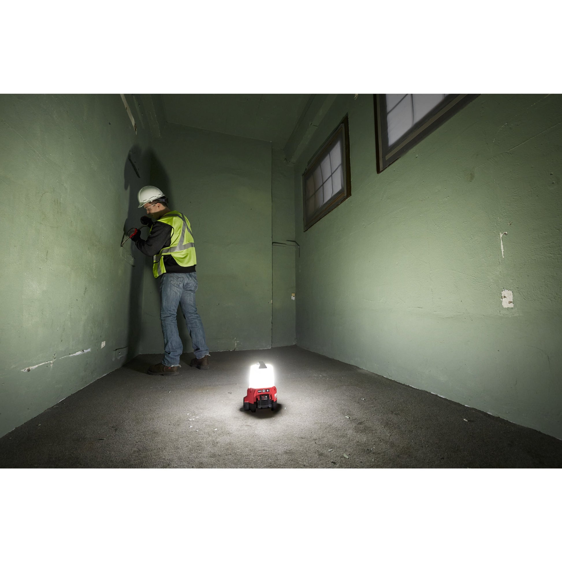 Milwaukee M18™ (M18 TAL-0) Lampe de zone Tradesman