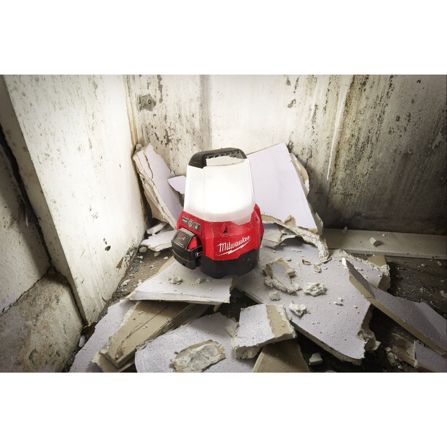 Milwaukee M18™ (M18 TAL-0) Lampe de zone Tradesman