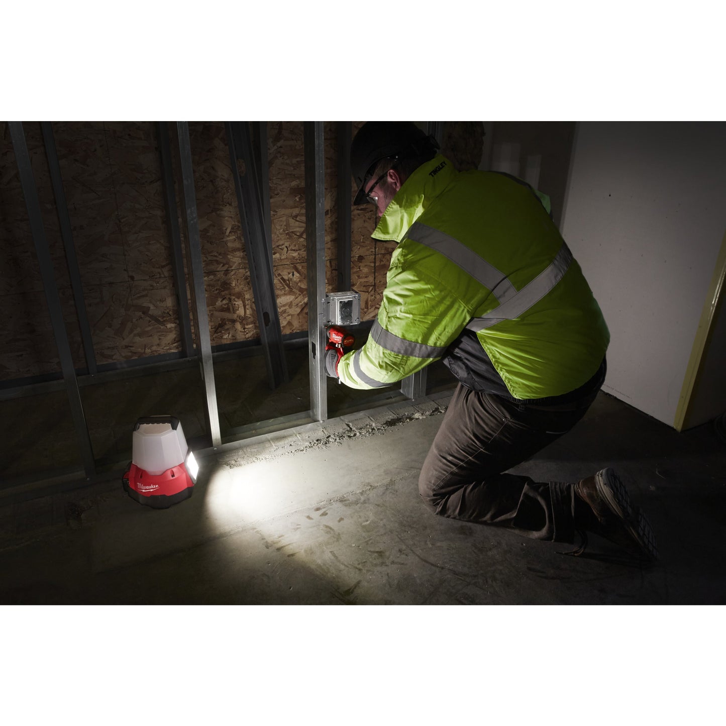 Milwaukee M18™ (M18 TAL-0) Lampe de zone Tradesman