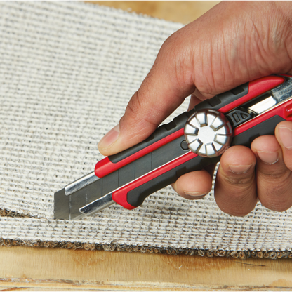 Milwaukee Lames sécables de rechange pour cutter - 18 mm - Lot de 10