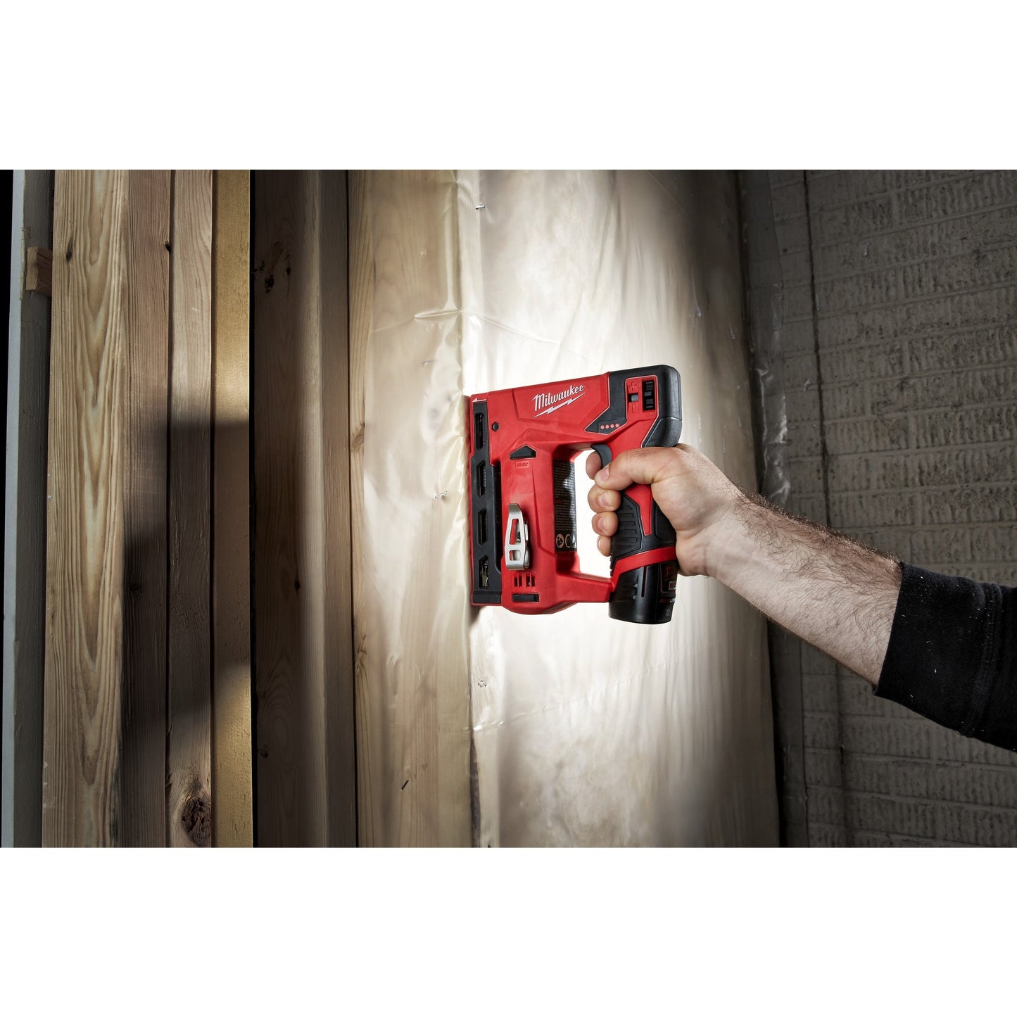 Milwaukee M12™ Agrafeuse sans fil