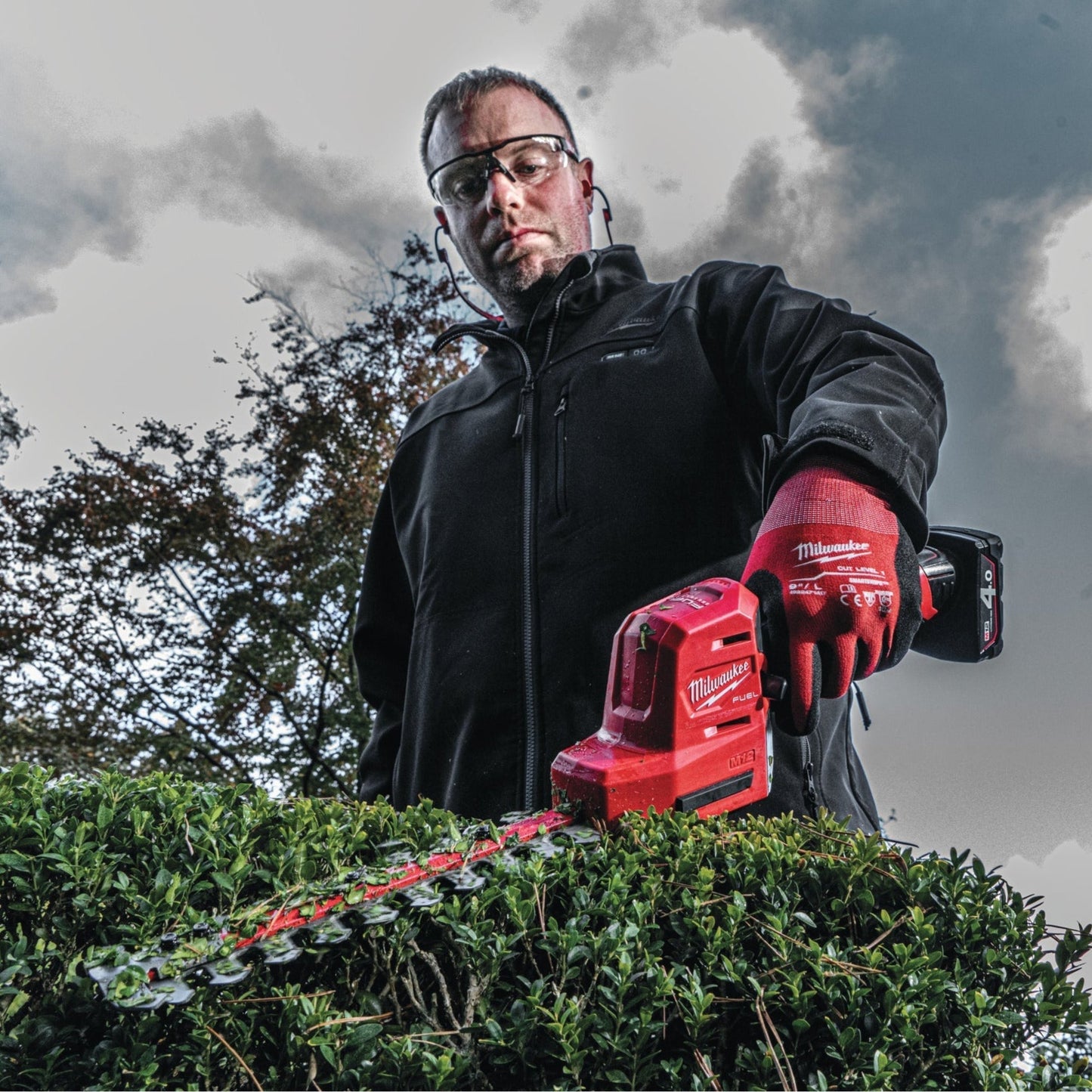 Milwaukee M12 FHT20-0 Taille-haies sur batterie - 20 cm