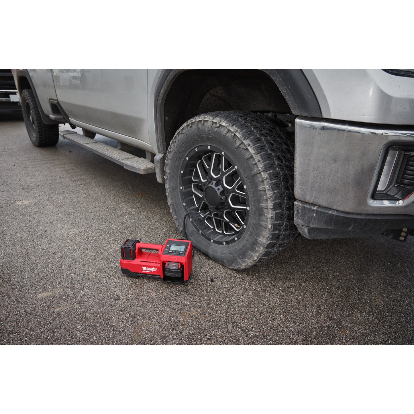Milwaukee M18™ Gonfleur de pneus sans fil