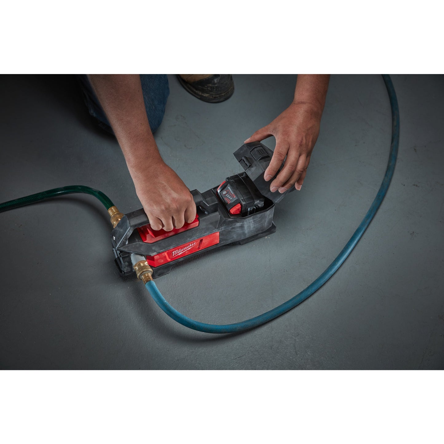 Milwaukee M18™ Pompe à eau sans fil