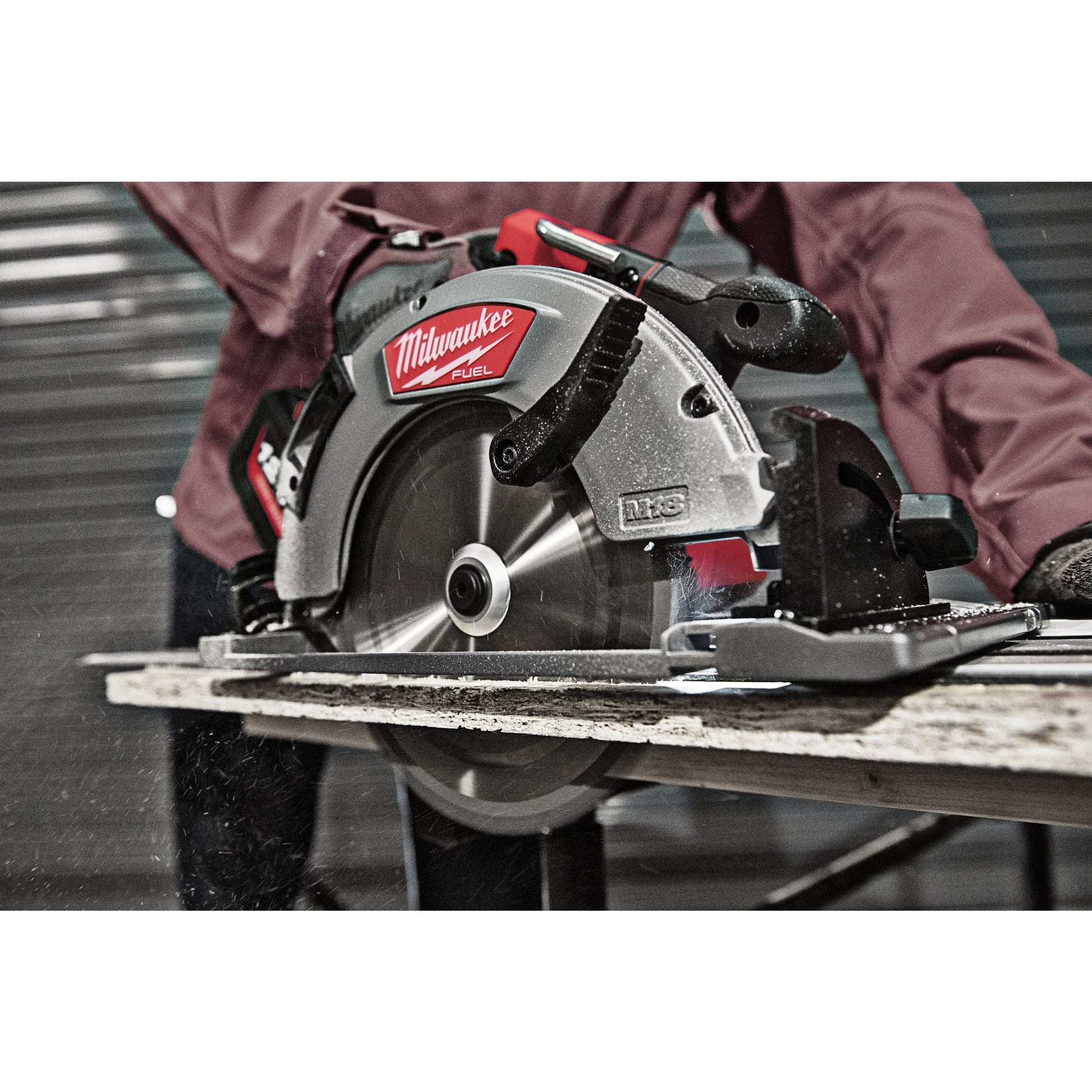 Milwaukee M18™ FUEL™ - Scie circulaire sans fil 66 mm