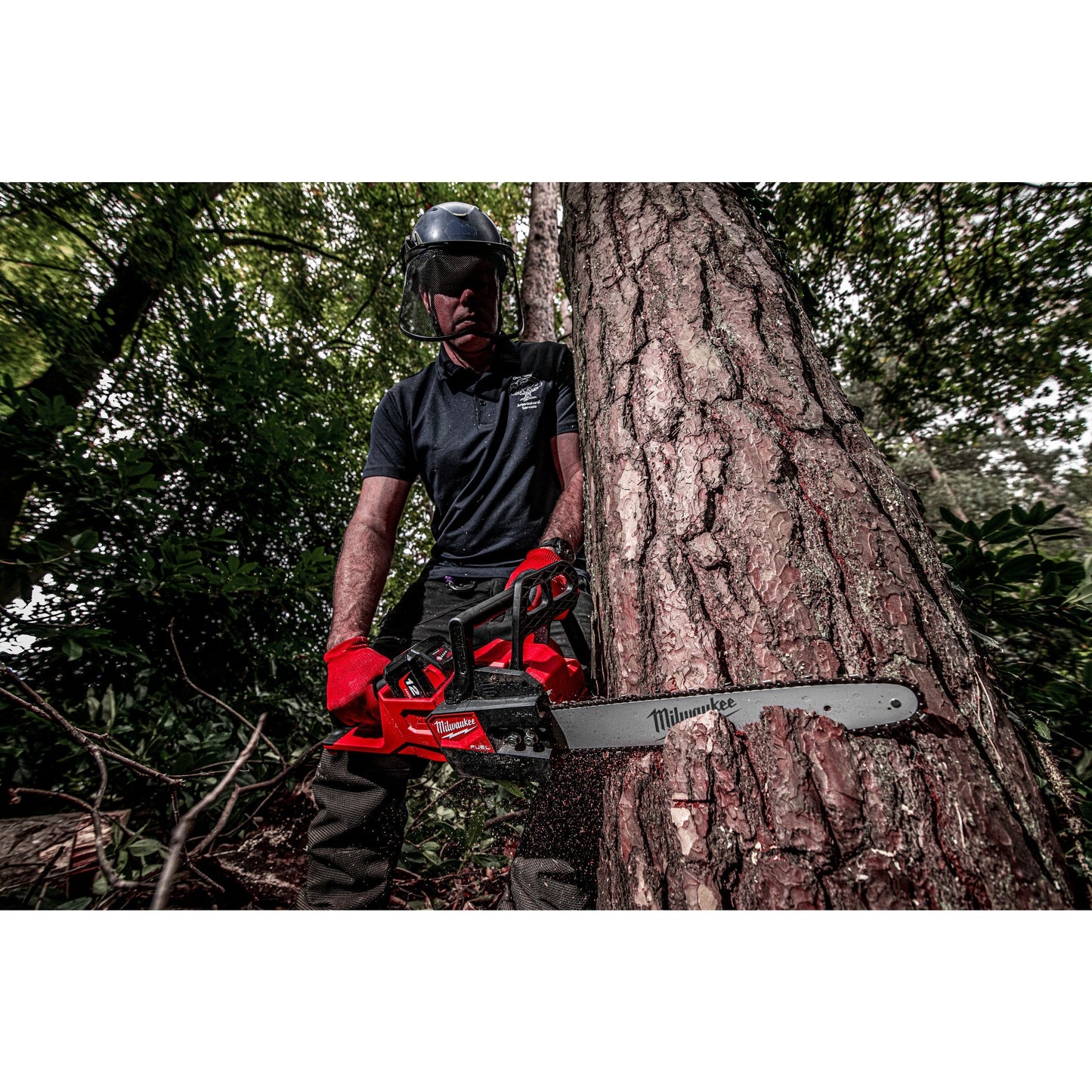 Milwaukee M18™ FUEL™ - Tronçonneuse à batterie 40 cm