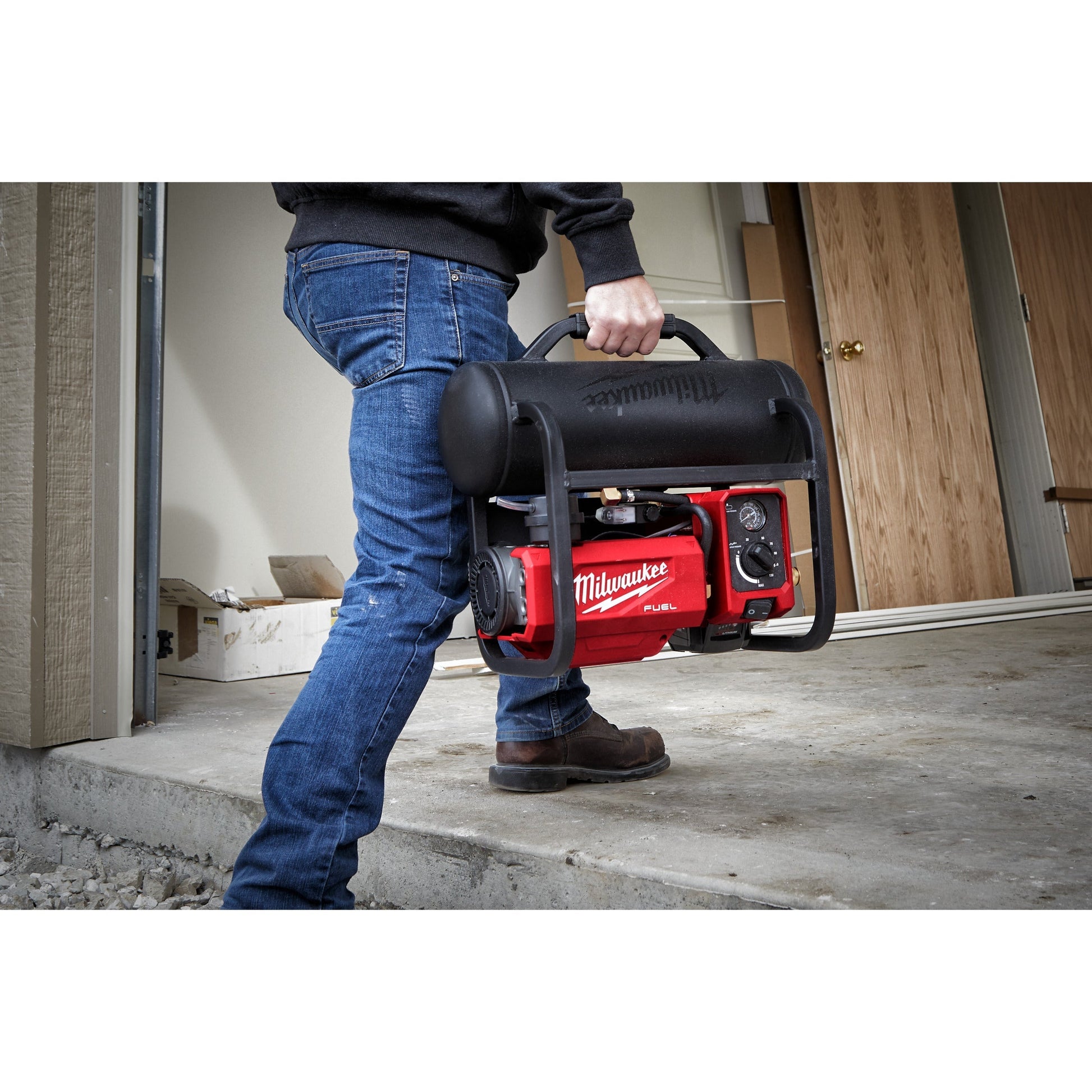 Milwaukee M18 FUEL™ Compresseur d’air sans fil - SECONDE CHANCE