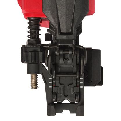 Milwaukee M18™ FUEL™ M18 FFUS-302C Agrafeuse de clôture sans fil