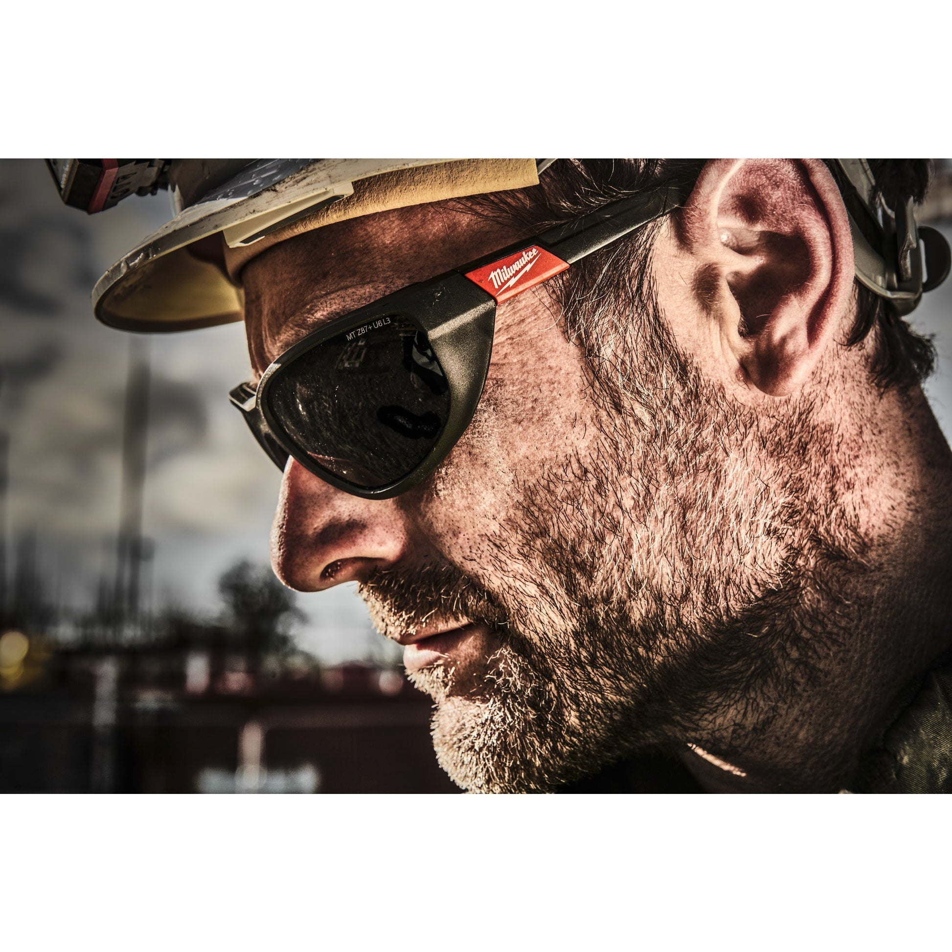 Lunettes de protection Premium Milwaukee polarisées avec joint