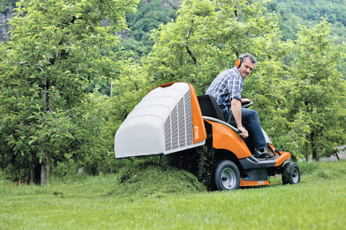 STIHL RT 4082 Tondeuse autoportée thermique