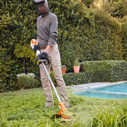 STIHL FSA 110 R Débroussailleuse à batterie - Machine nue