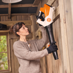 STIHL BGA 30 Souffleur à batterie – 2x batteries & 1x chargeur