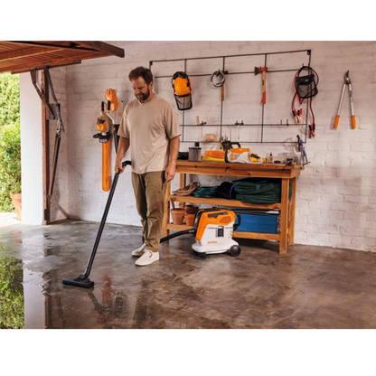 STIHL SEA 60 L aspirateur eau et poussière à batterie - Pack nu