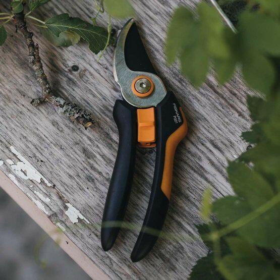 Fiskars Solid Sécateur Bypass M P321