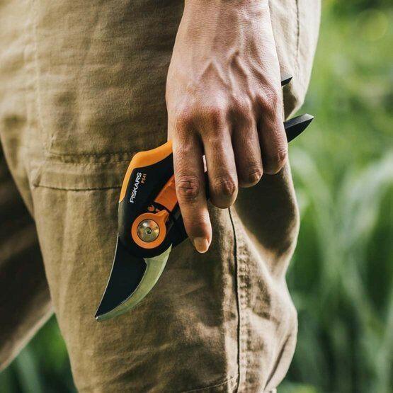Fiskars Solid Sécateur Bypass M P321