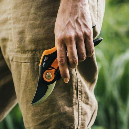 Fiskars Solid Sécateur Bypass M P321