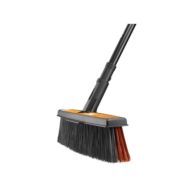 Balai FISKARS SOLID L - manche aluminium 170 cm