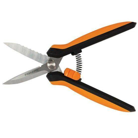 Fiskars Solid Multi-Task SP-320