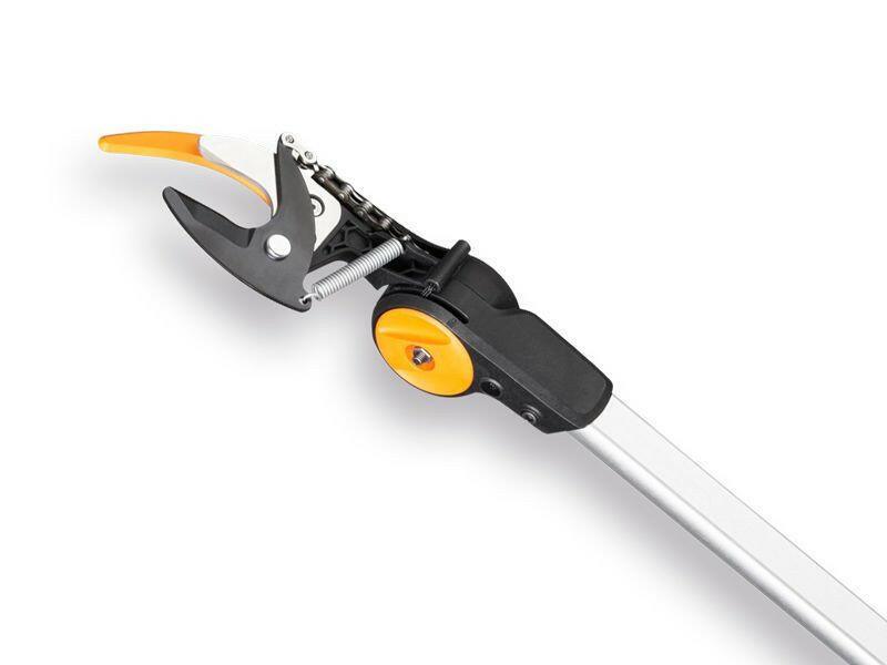 Fiskars UPX86 Échenilloir télescopique