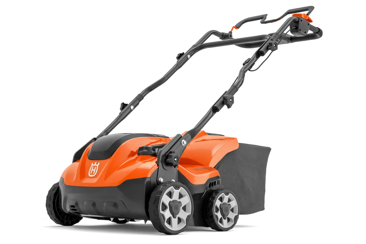 Husqvarna S 138i Scarificateur à batterie - avec batterie et chargeur