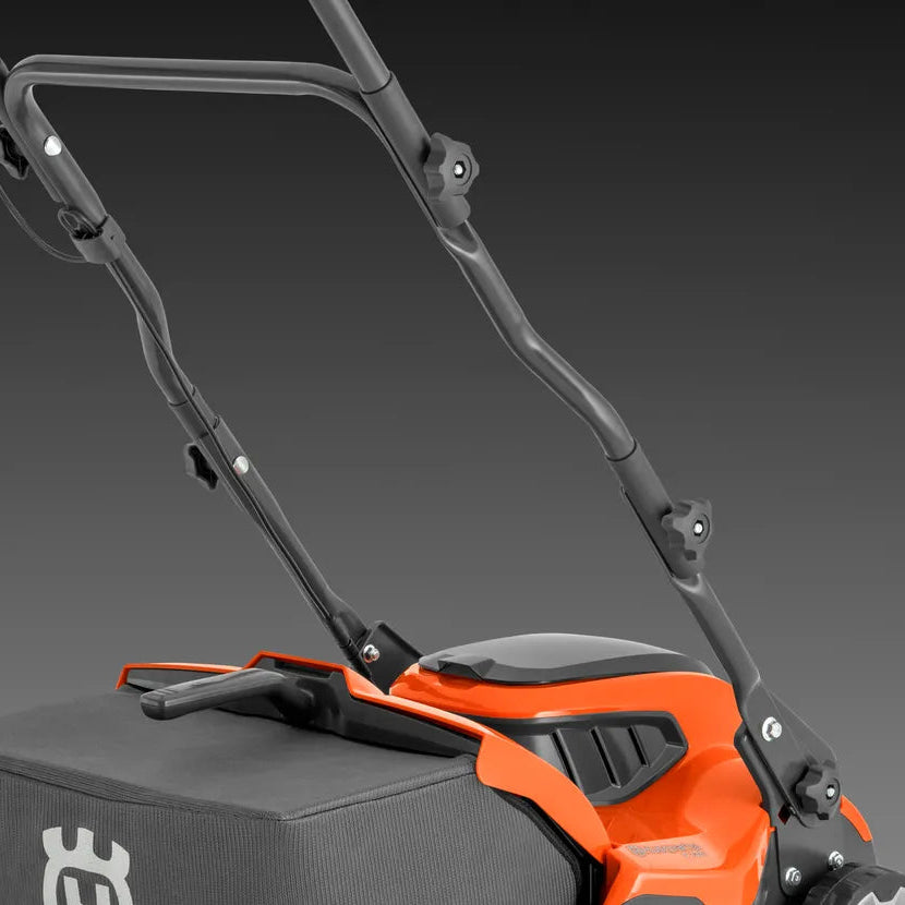 Husqvarna S 138C scarificateur - Largeur de travail 37,5 cm