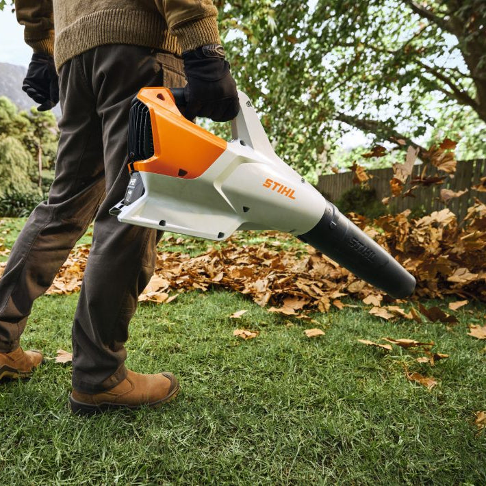 STIHL BGA 110.0 Souffleur à batterie - machine nue