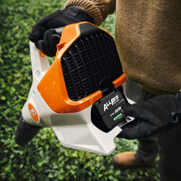 STIHL BGA 110.0 Souffleur à batterie - machine nue
