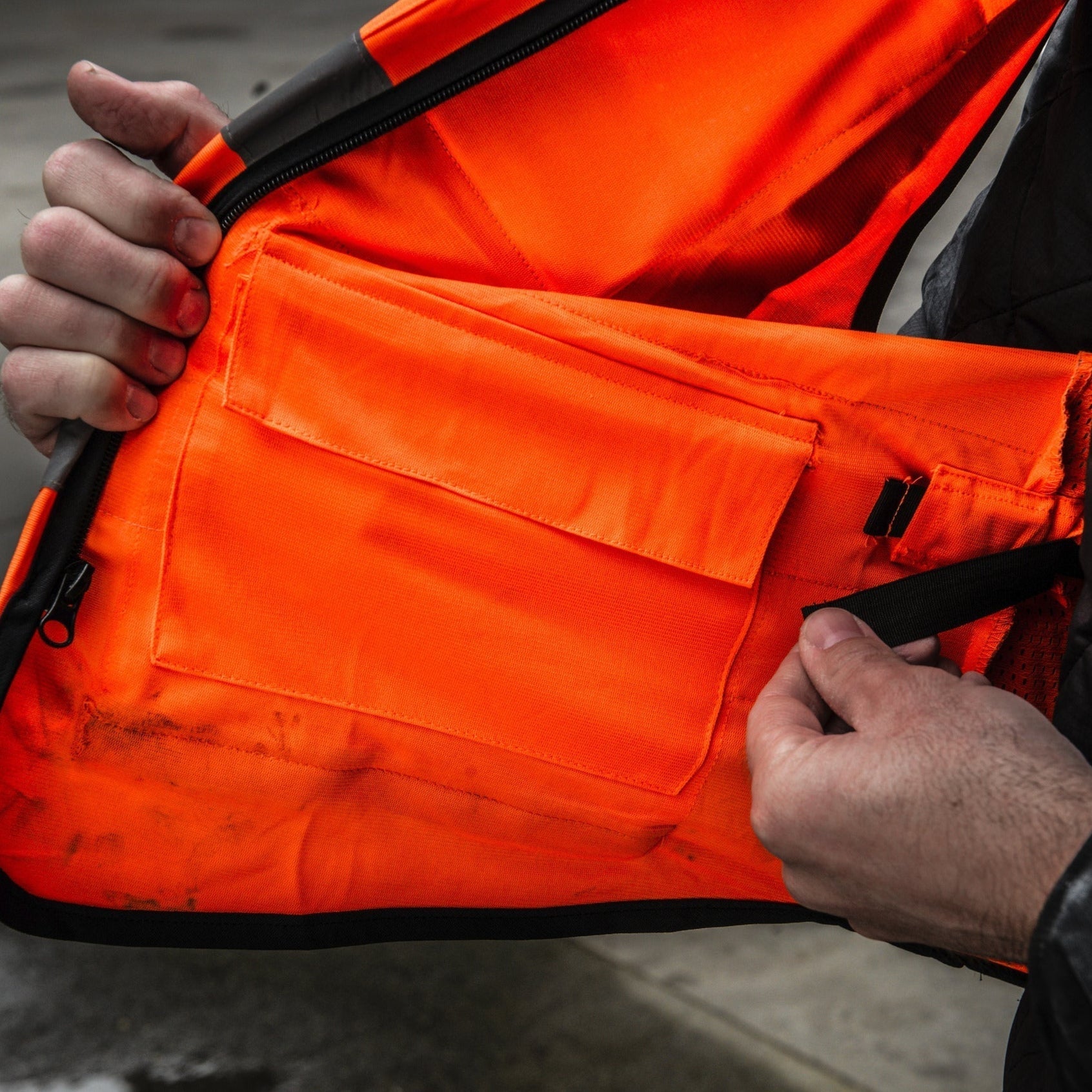 Gilet de sécurité haute visibilité Milwaukee Premium - Orange