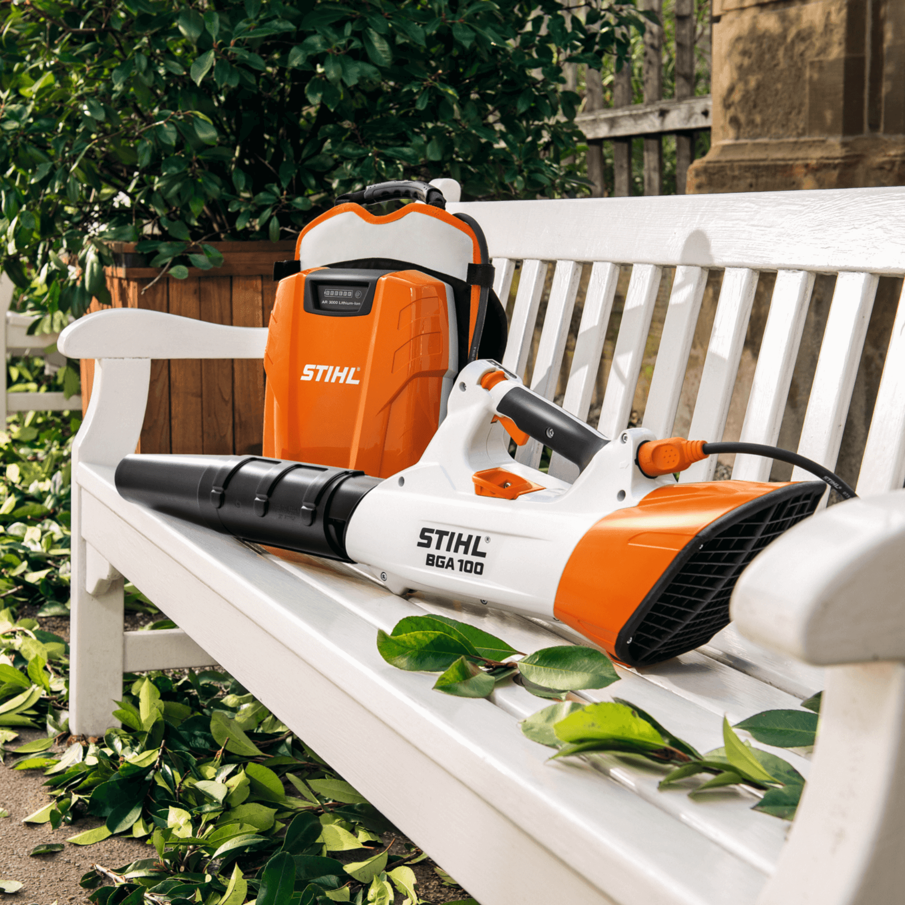STIHL BGA 100 Souffleur à batterie - machine nue
