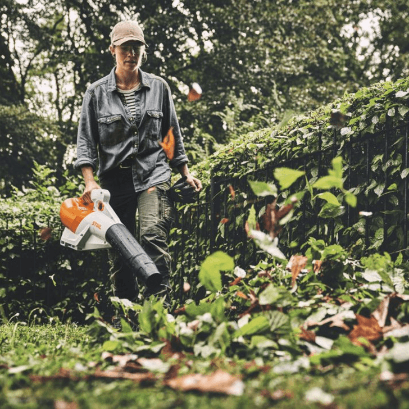 STIHL BGA 250 Souffleur à batterie - machine nue