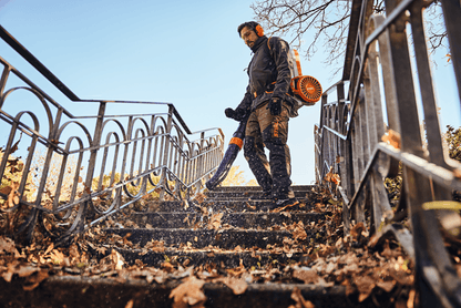 STIHL BGA 300.1 Souffleur à dos sur batterie - Corps seul