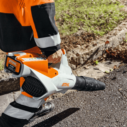 STIHL BGA 86 Souffleur à batterie - outil seul